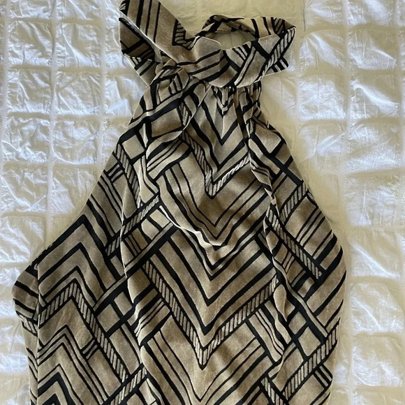 Dress the population velour halter mini dress - Picture 5 of 12